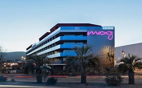 Hotel Moxy